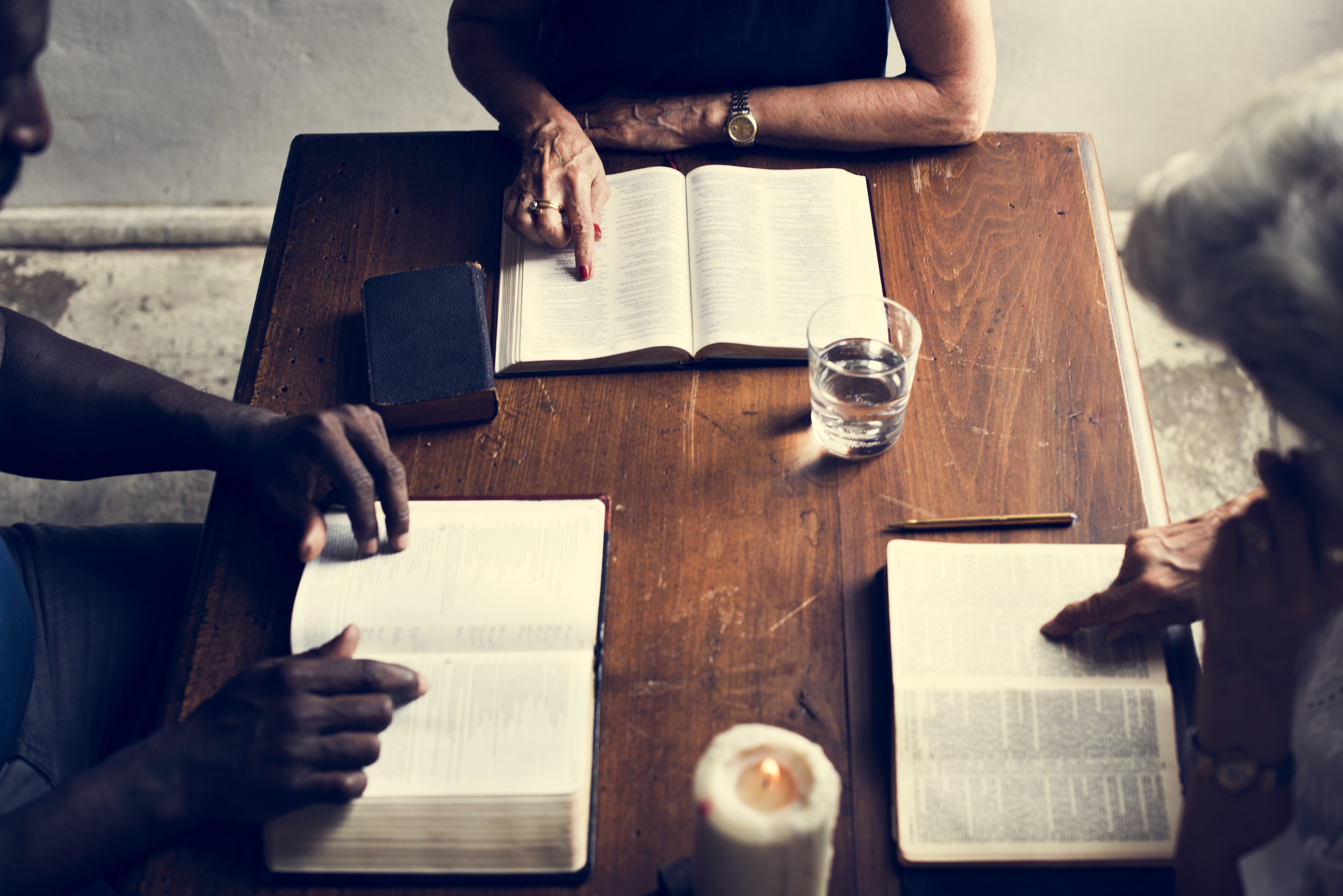 3PeopleStudyingBible